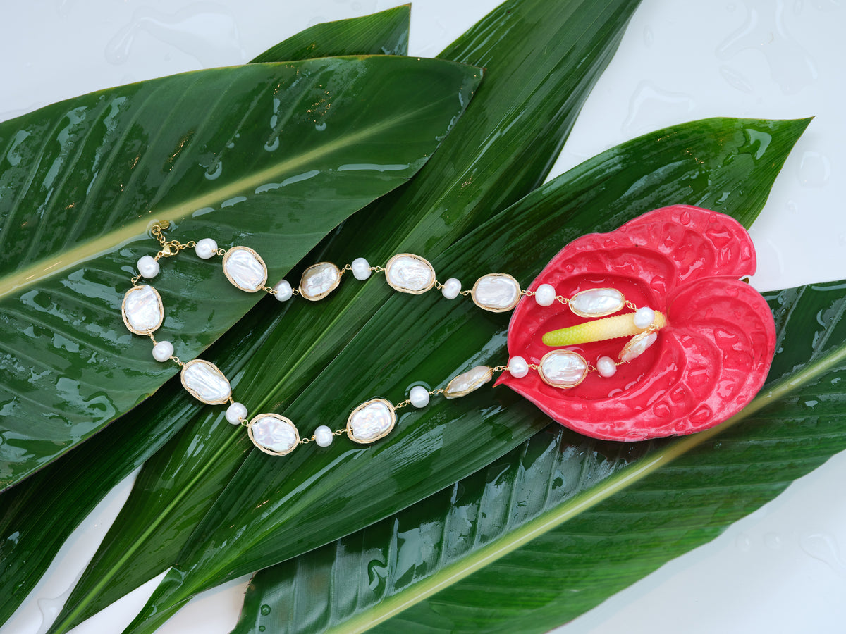 Saltlight Rhythm Necklace with alternating freshwater pearls and petite tonal accents, full view